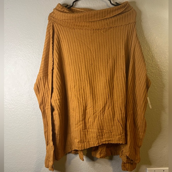 Free People Juicy Long Sleeve Cowl Neck Surplice Back Top Canyon Moon Size S NWT - Picture 6 of 10